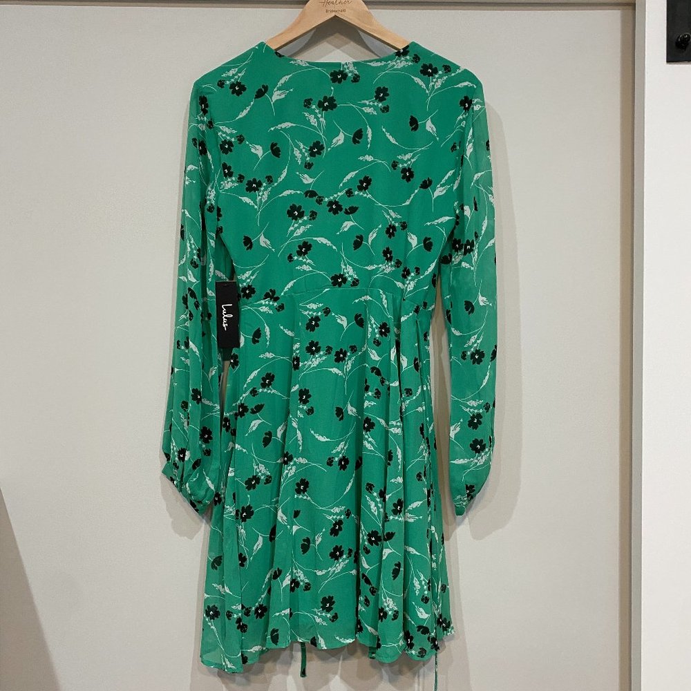 NWT ✨ Lulus - Wrapped in Wonder Green Floral Print Long Sleeve Wrap Dress - S - Picture 7 of 7
